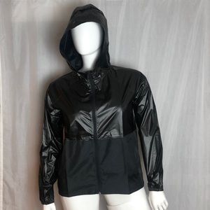 Under Armour Women's Metallic Woven Jacket - Black